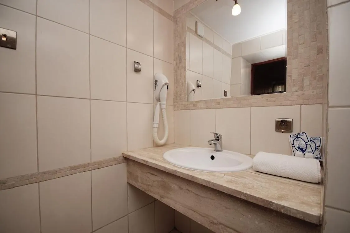 Privet Room With Bathrom 150M From The Beach