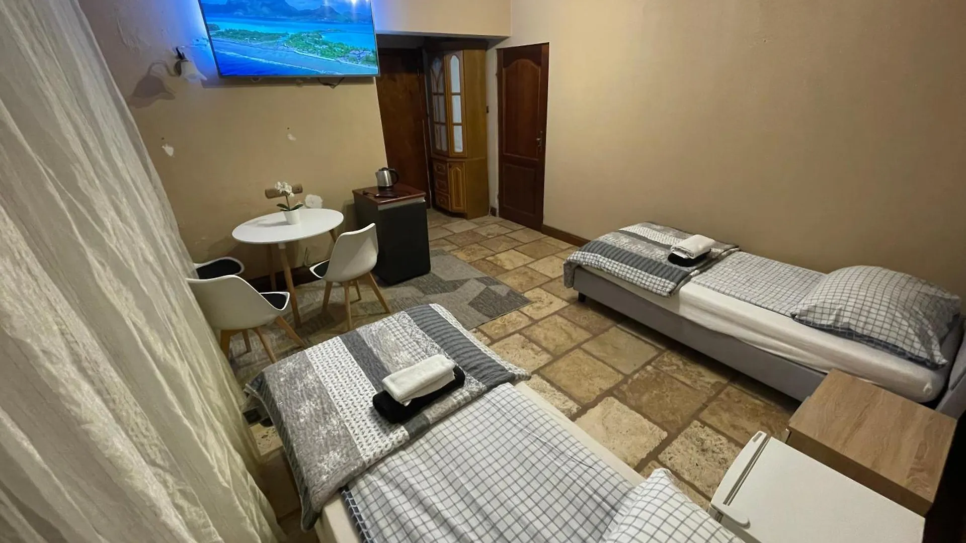 게스트하우스 Privet Room With Bathrom 150M From The Beach