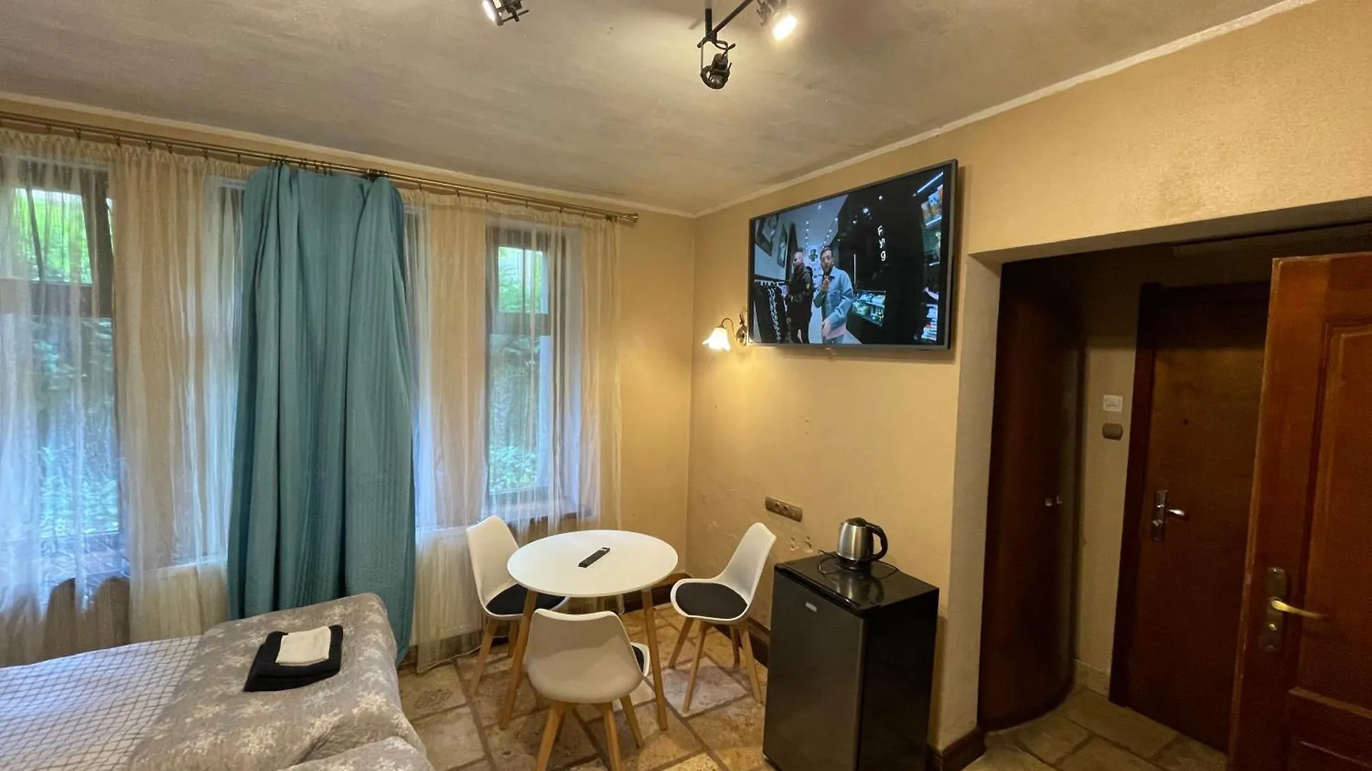 Privet Room With Bathrom 150M From The Beach 게스트하우스